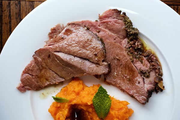 Garlic and mint roasted lamb