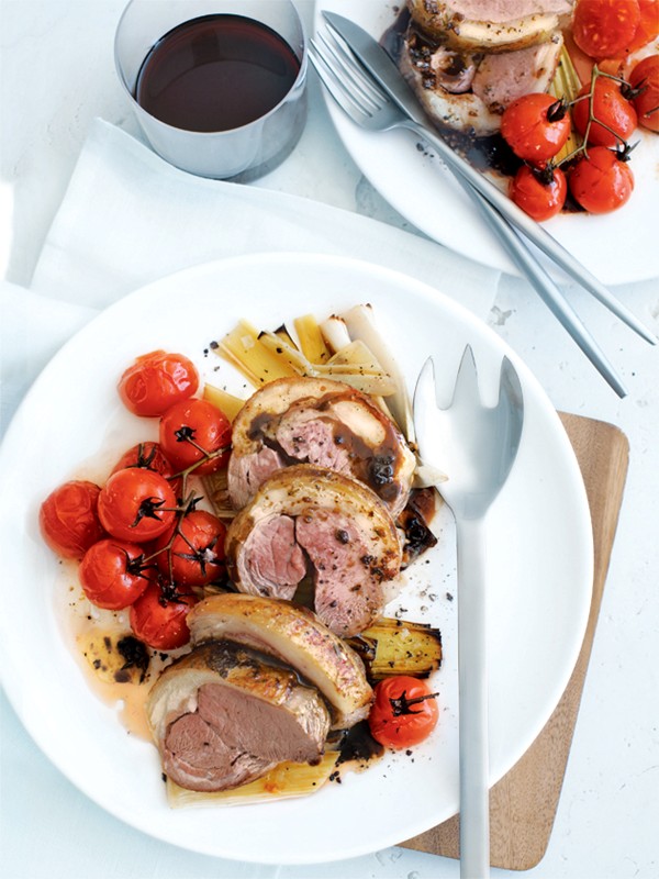 Garlic and thyme lamb with roasted tomatoes