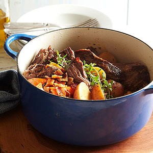 Garlic-bacon pot roast