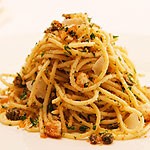 Garlic bread crumb pasta
