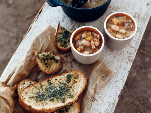Garlic bread [Laurence Jossel]