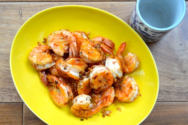 Garlic-crusted king prawns