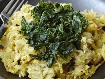 Garlic hash browns with kale