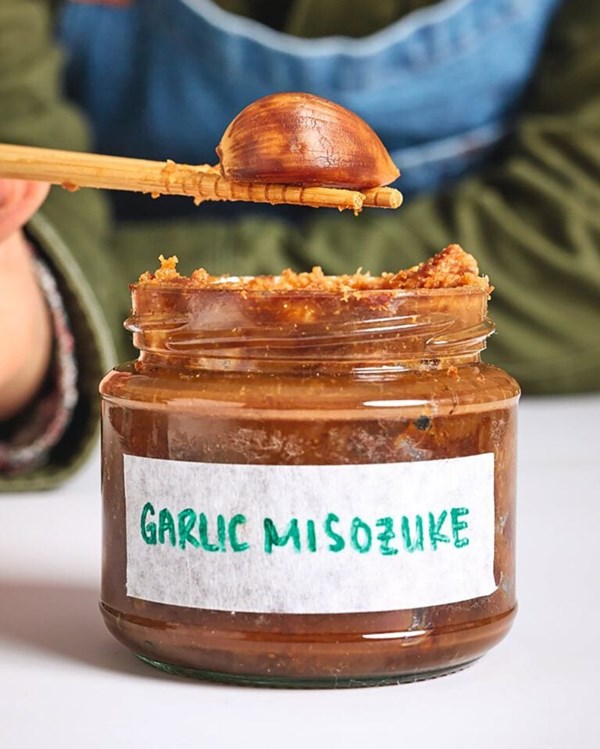 Garlic misozuke 