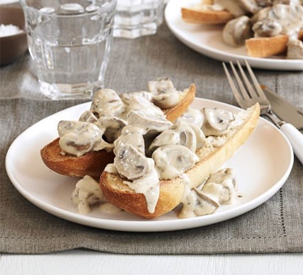 Garlic mushroom pasta bows for 2