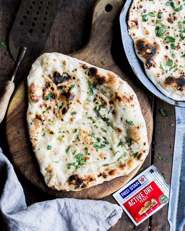 Garlic naan