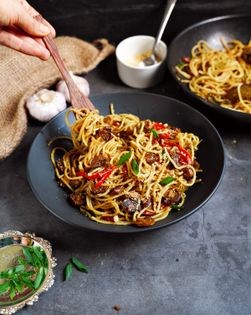 Garlic noodles
