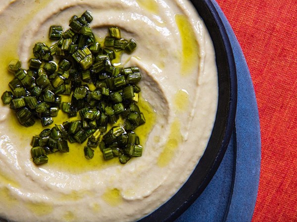 Garlic scape hummus