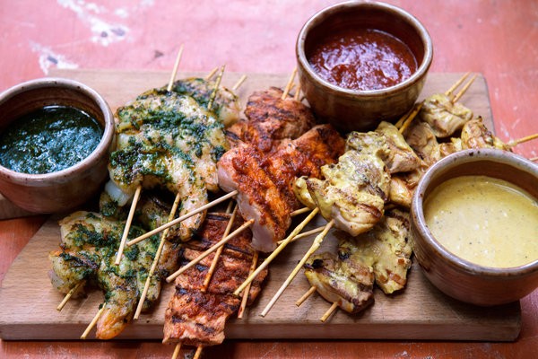 Garlic shrimp brochettes
