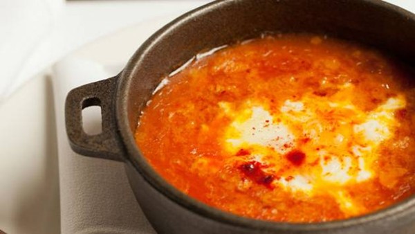 Garlic soup (Sopa de ajo)