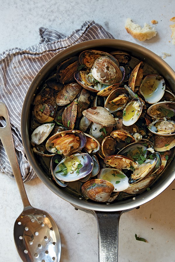 Garlic-steamed Manila clams