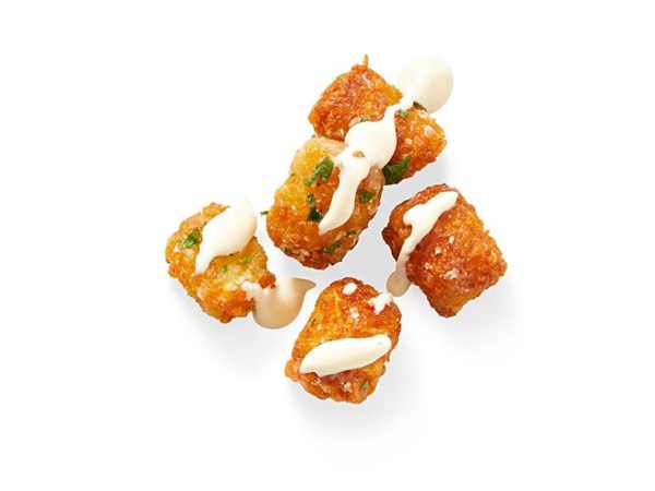 Garlic Tater Tots with roasted garlic aïoli