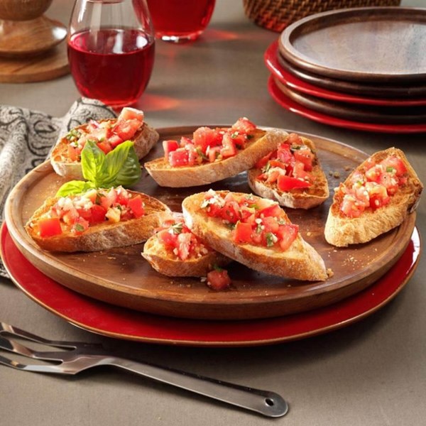 Garlic tomato bruschetta 