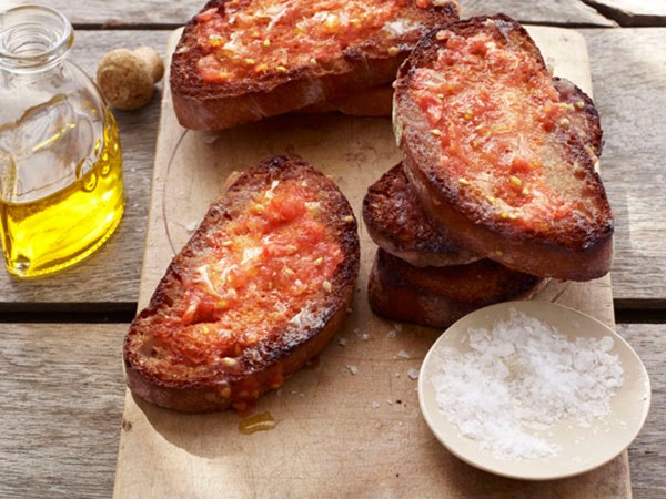 Garlic-tomato toast