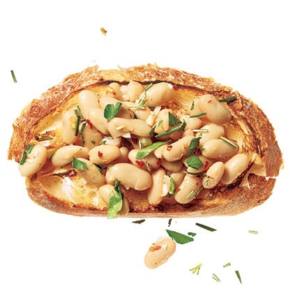 Garlicky beans on toast