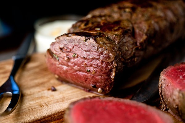 Garlicky beef tenderloin with orange horseradish sauce