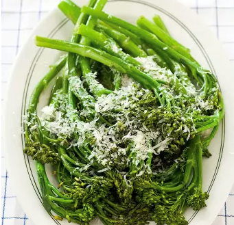 Garlicky broccolini