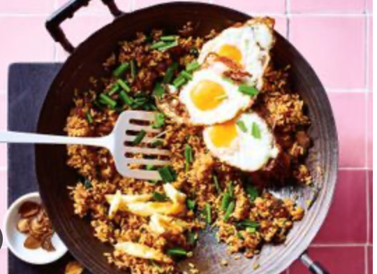 Garlicky fried rice with crispy pork
