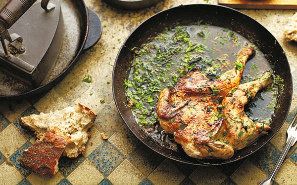 Garlicky Georgian poussins (Kurka tabaka)
