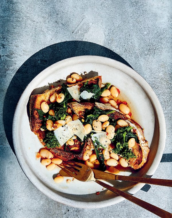 Garlicky Great Northern beans and broccoli rabe over toast