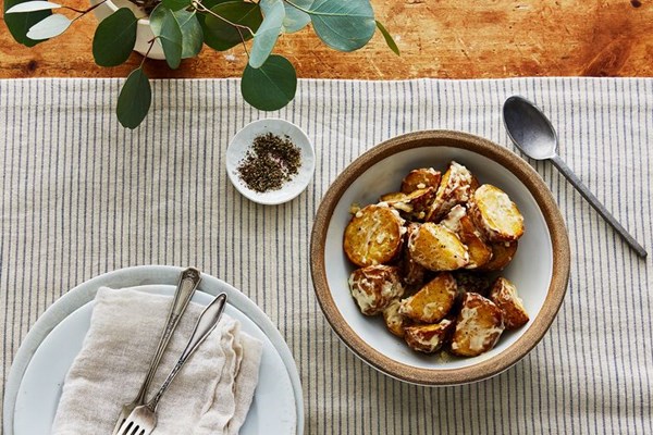 Garlicky roasted potato salad