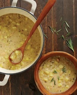 Garlicky rosemary potato soup