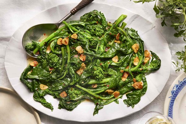 Garlicky twice-cooked broccoli rabe
