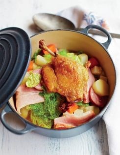 Gascon cabbage soup with confit duck let (Garbure Gasconne)