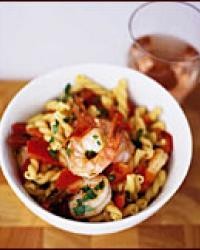 Gemelli with shrimp and green peppercorns