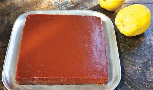 Genoese quince paste with pistachio