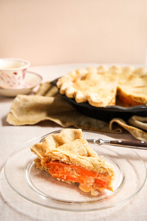 George Washington Carver's sliced sweet potato pie