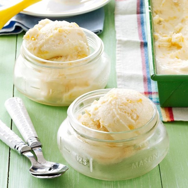 Georgia peach ice cream