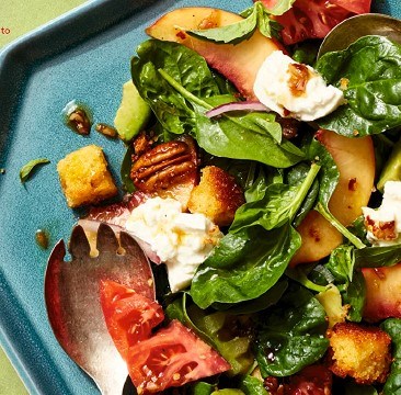 Georgia peach salad with candied pecans and cornbread croutons