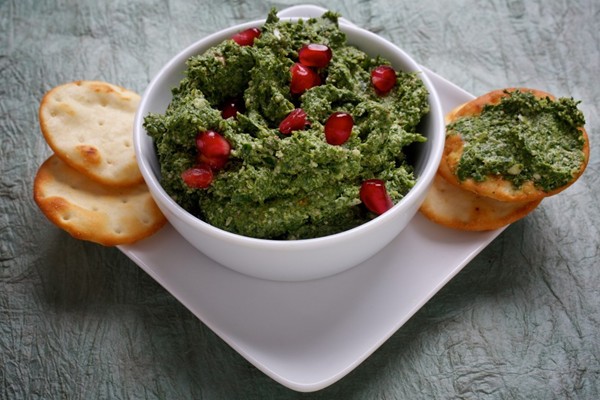 Georgian spinach dip with walnuts and cilantro (Ispanakhis pkhali)