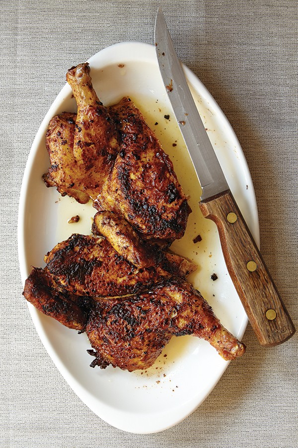 Georgian-style Cornish game hen with garlic sauce (Tabaka da niortskali)