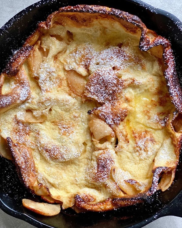 German apple pancake