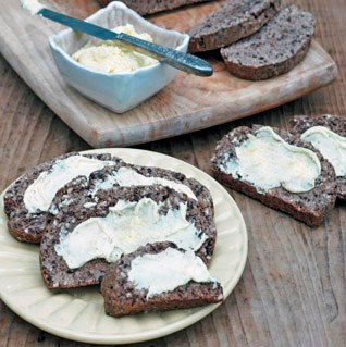 German "brown bread" slices