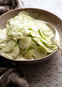 German cucumber salad (Gurkensalat)