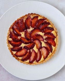 German plum cake (Zwetschgenkuchen)