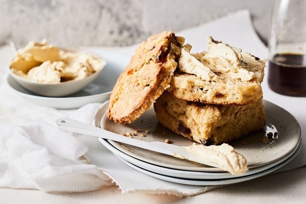 Giant date and ginger scones