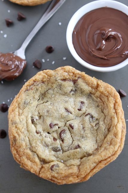 Giant Nutella stuffed chocolate chip cookies