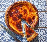 Giant pastel de nata