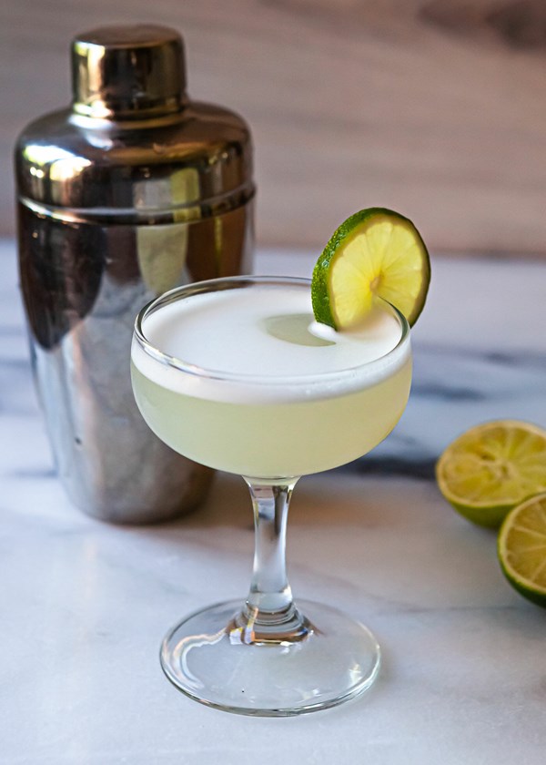 Gimlet cocktail
