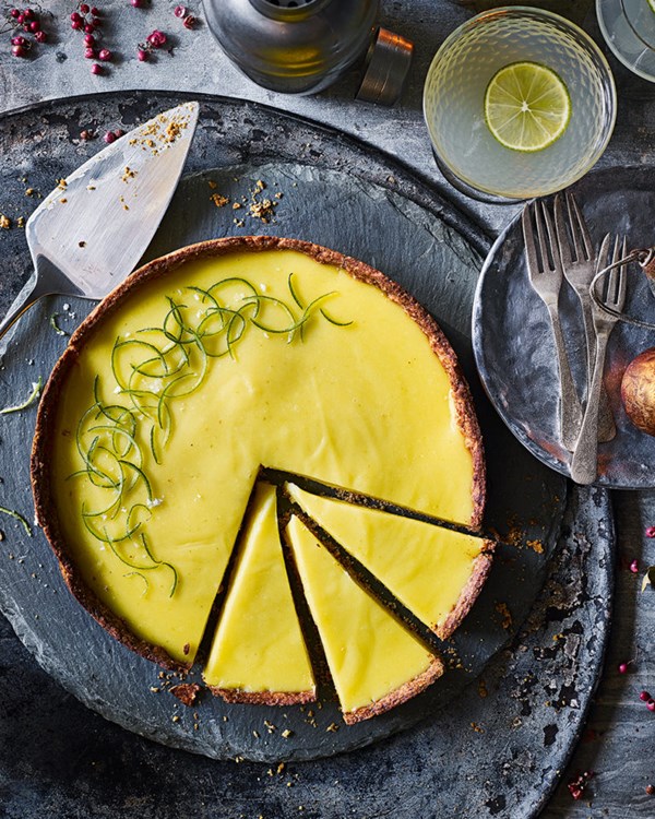 Gimlet (gin & lime) custard tart