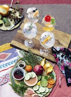 Gin & tonic bar