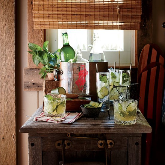 Gin-and-honey spritzer