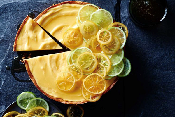 Gin and tonic tart with candied lemon