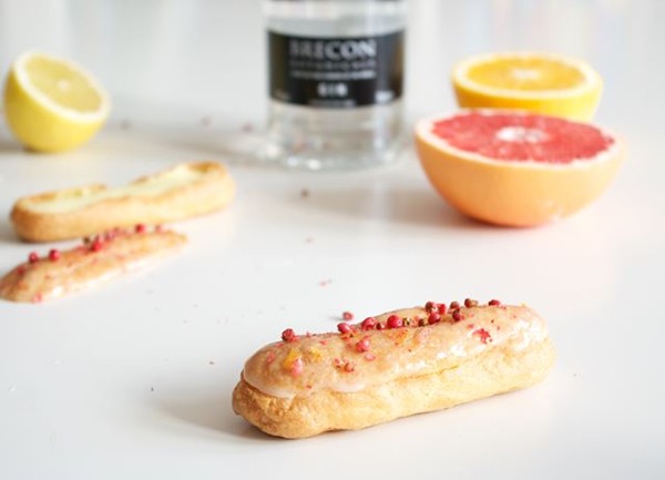 Gin, citrus and pink peppercorn éclairs