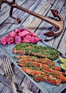 Gin gravadlax with beetroot & apple salad