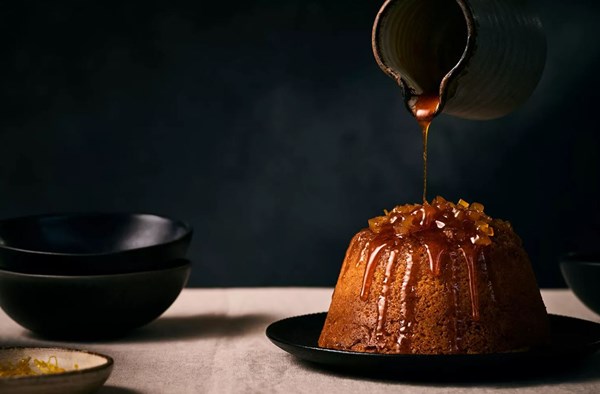 Ginger & treacle sponge pudding